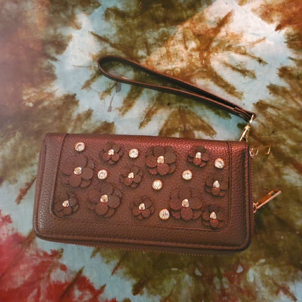 Under One Sky wallet